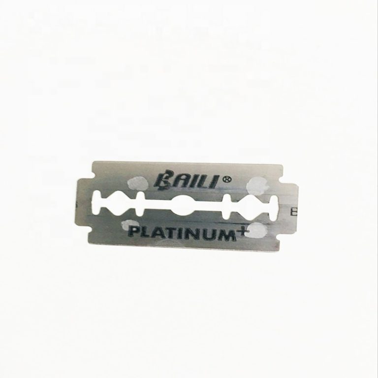 Platinum double edge razor blade